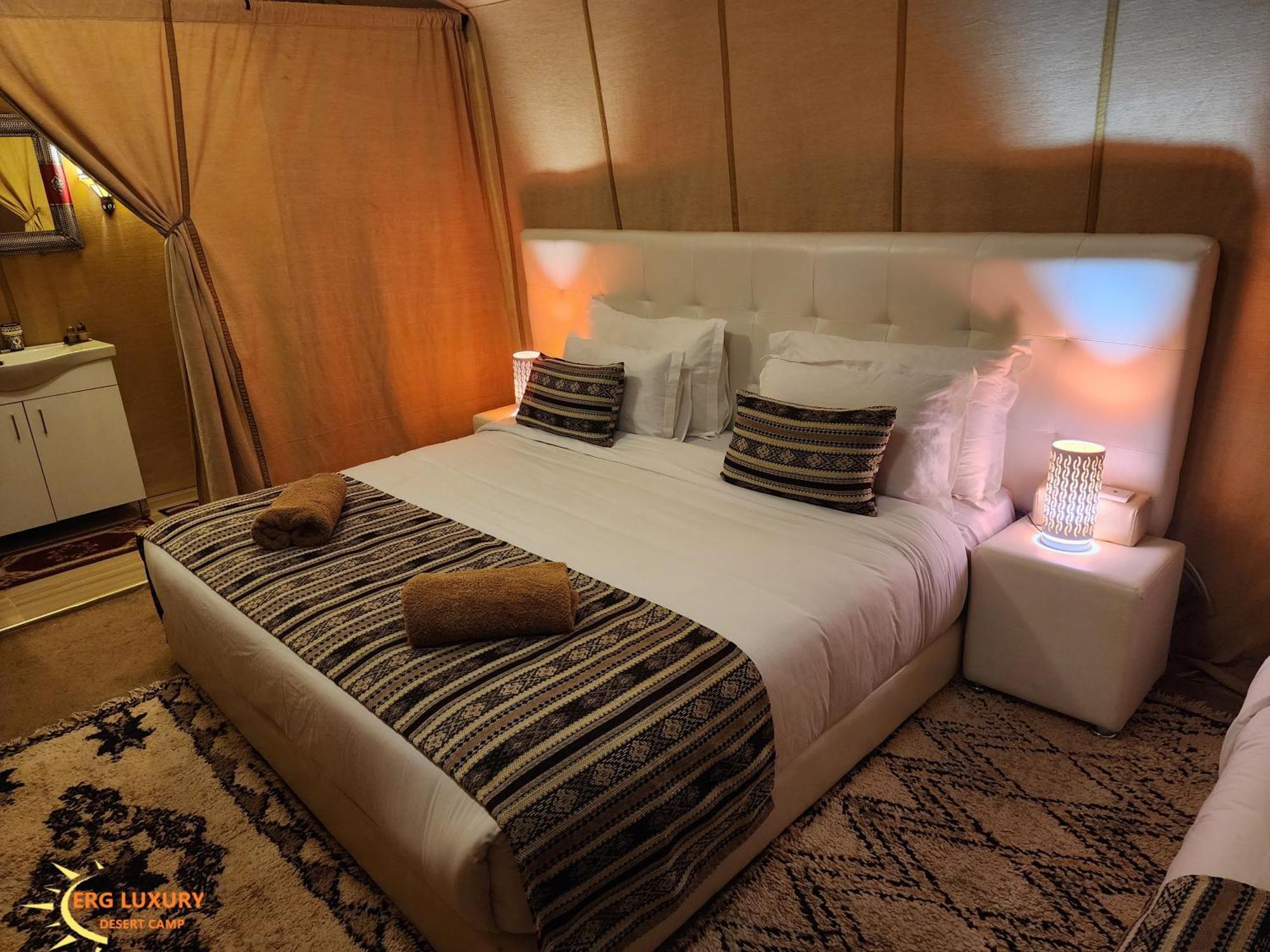 Dounia Luxury Camp Hotel Мерцуга Екстериор снимка