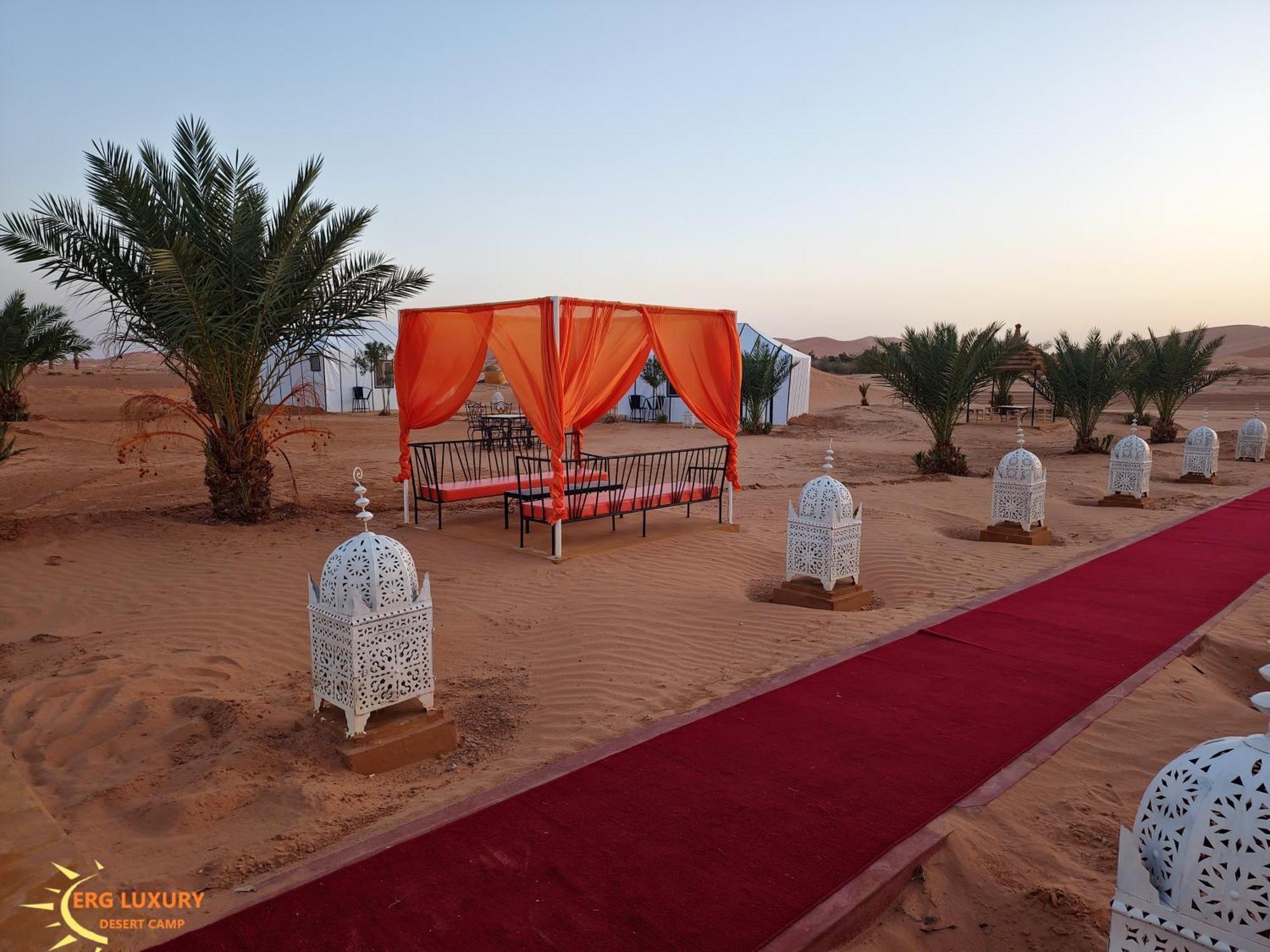 Dounia Luxury Camp Hotel Мерцуга Екстериор снимка