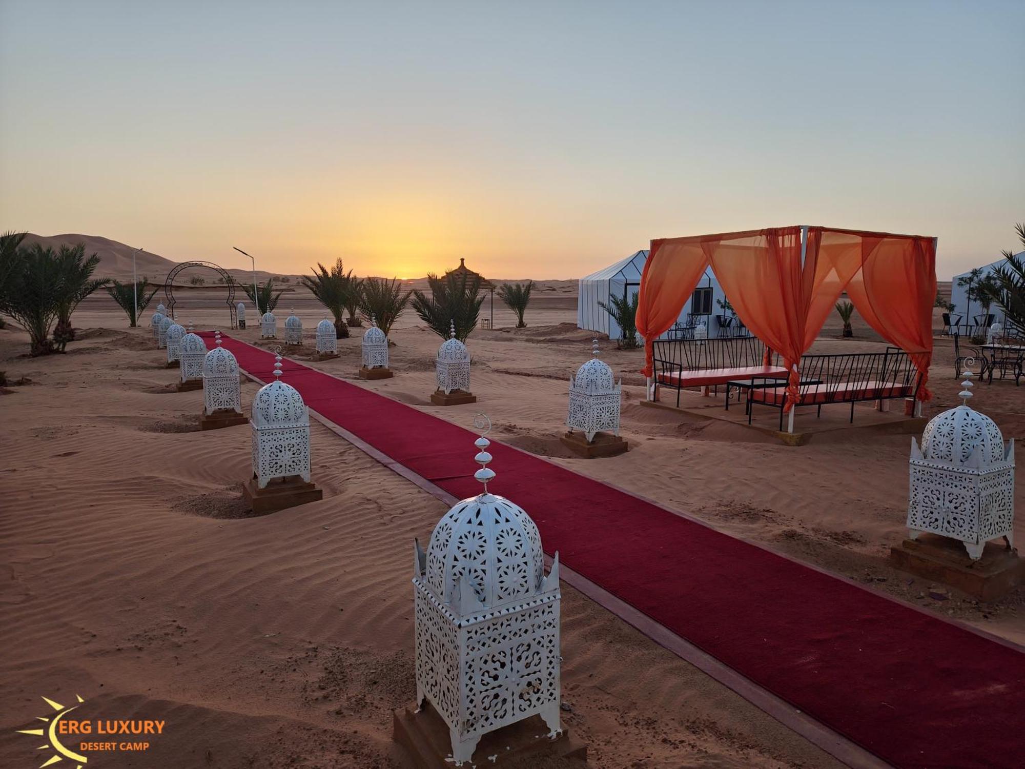 Dounia Luxury Camp Hotel Мерцуга Екстериор снимка
