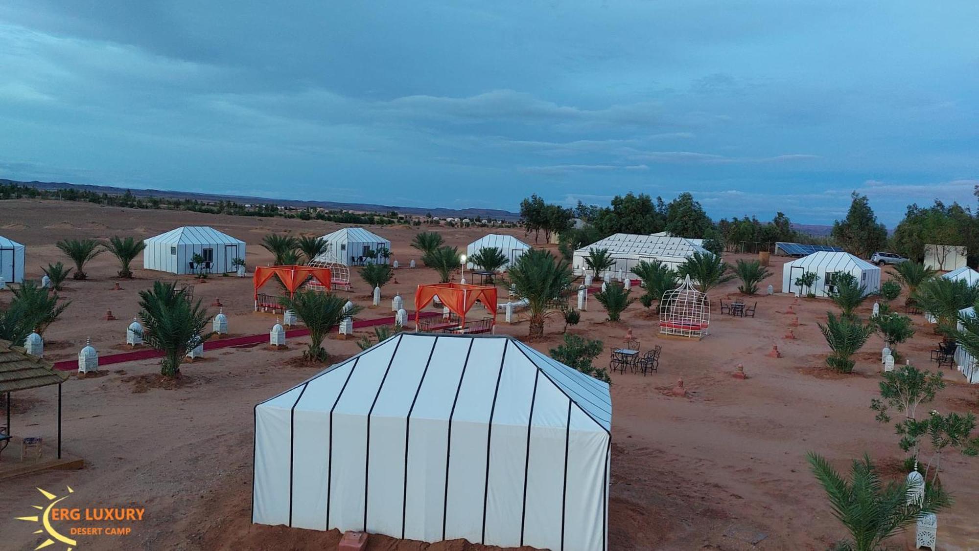 Dounia Luxury Camp Hotel Мерцуга Екстериор снимка