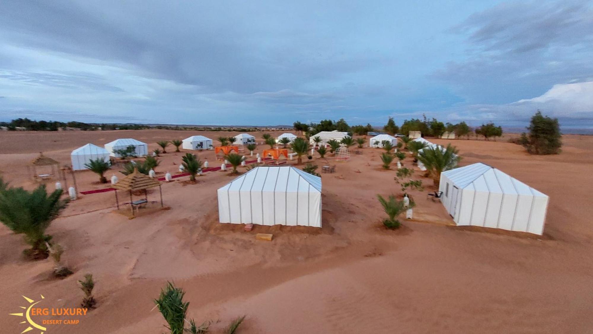 Dounia Luxury Camp Hotel Мерцуга Екстериор снимка